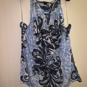 Tank top with ruffled front size M